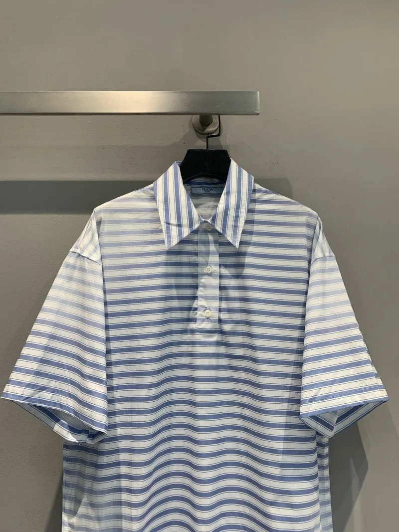 ComfortFit Prada T-Shirts 165735