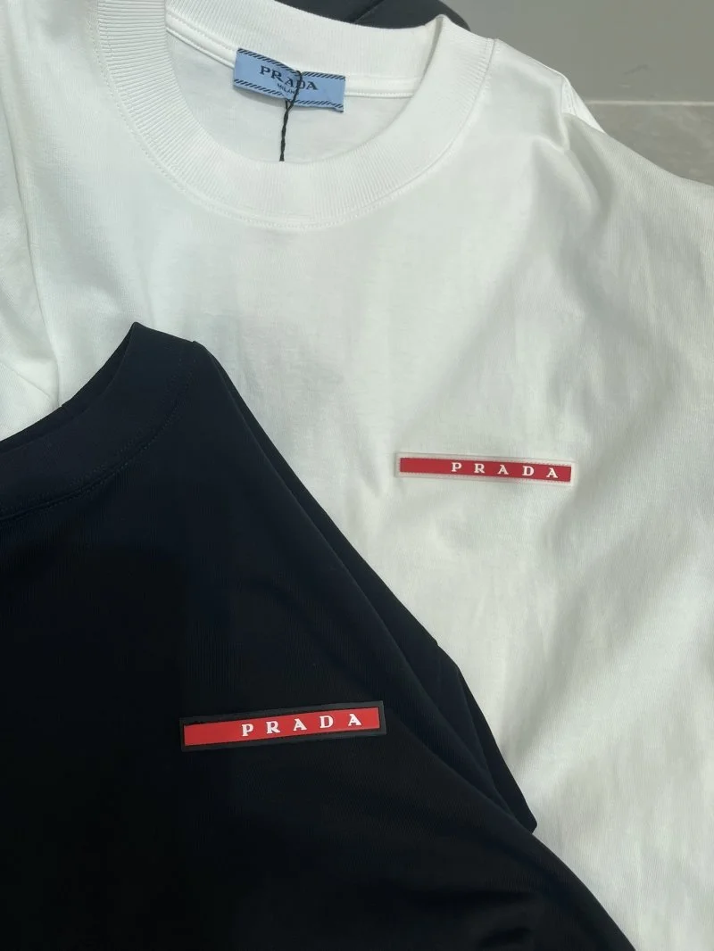 Trendy Prada T-Shirts 165729
