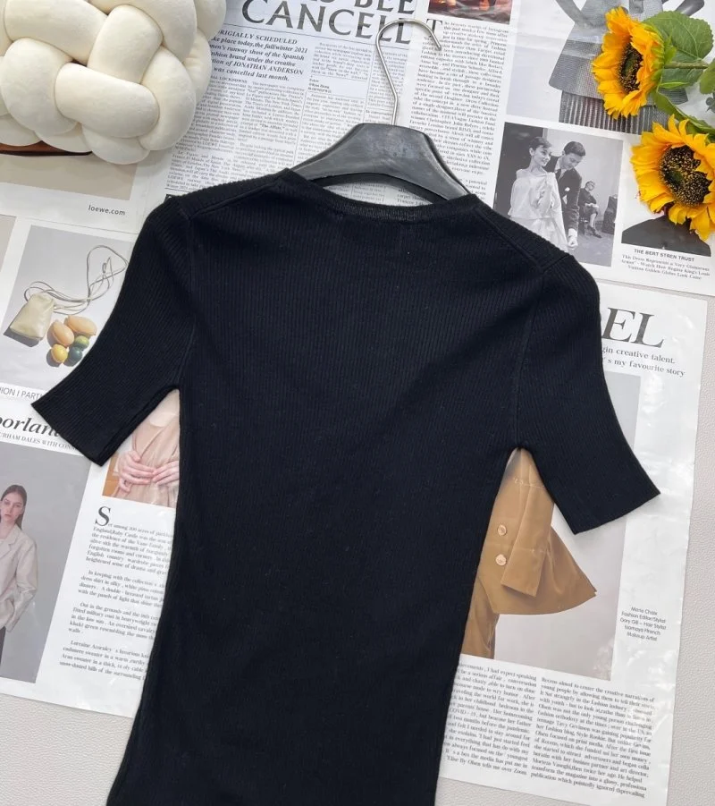 Modern Prada T-Shirts 165710