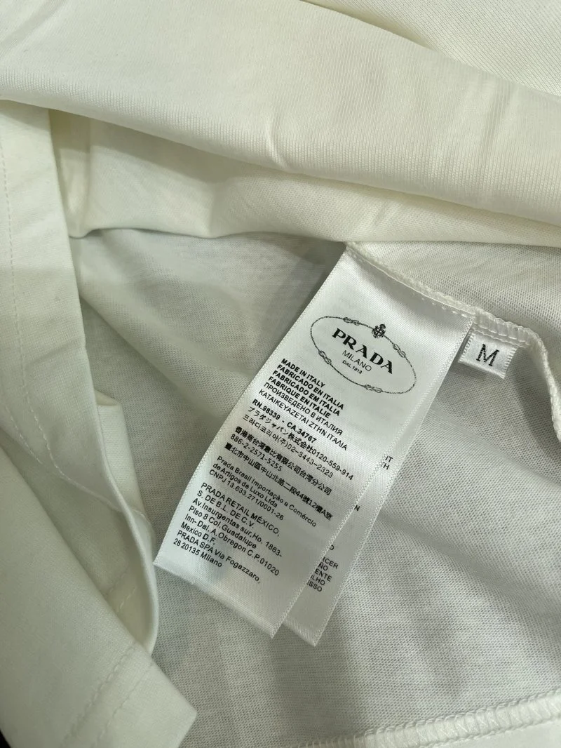 Sleek Prada T-Shirts 165756