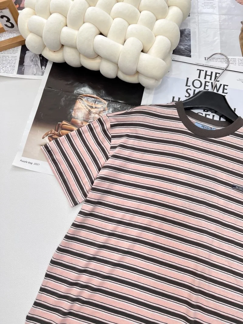 Lightweight Prada T-Shirts 165700