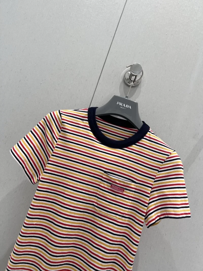 Prada T-Shirts Bold 165696