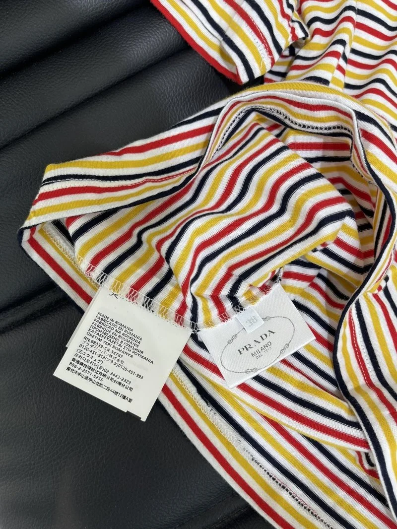 Prada T-Shirts HighQuality 165692