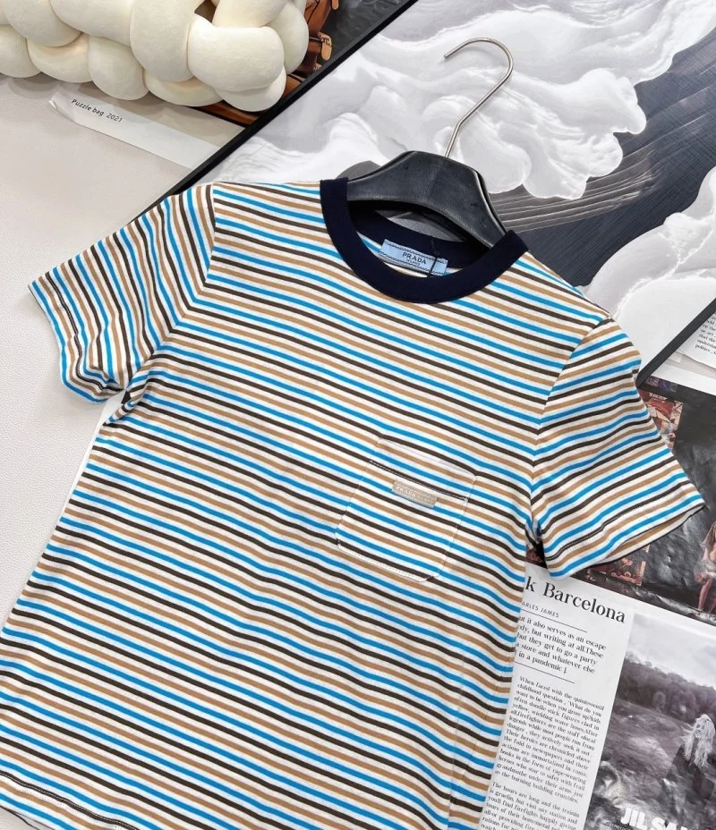 Trendsetting Prada T-Shirts 165734
