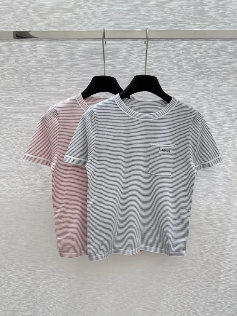 Breathable Prada T-Shirts 165685