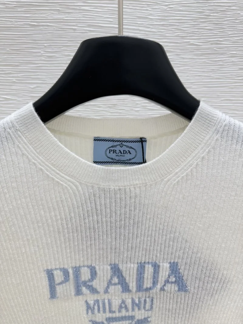 Lightweight Prada T-Shirts 165684