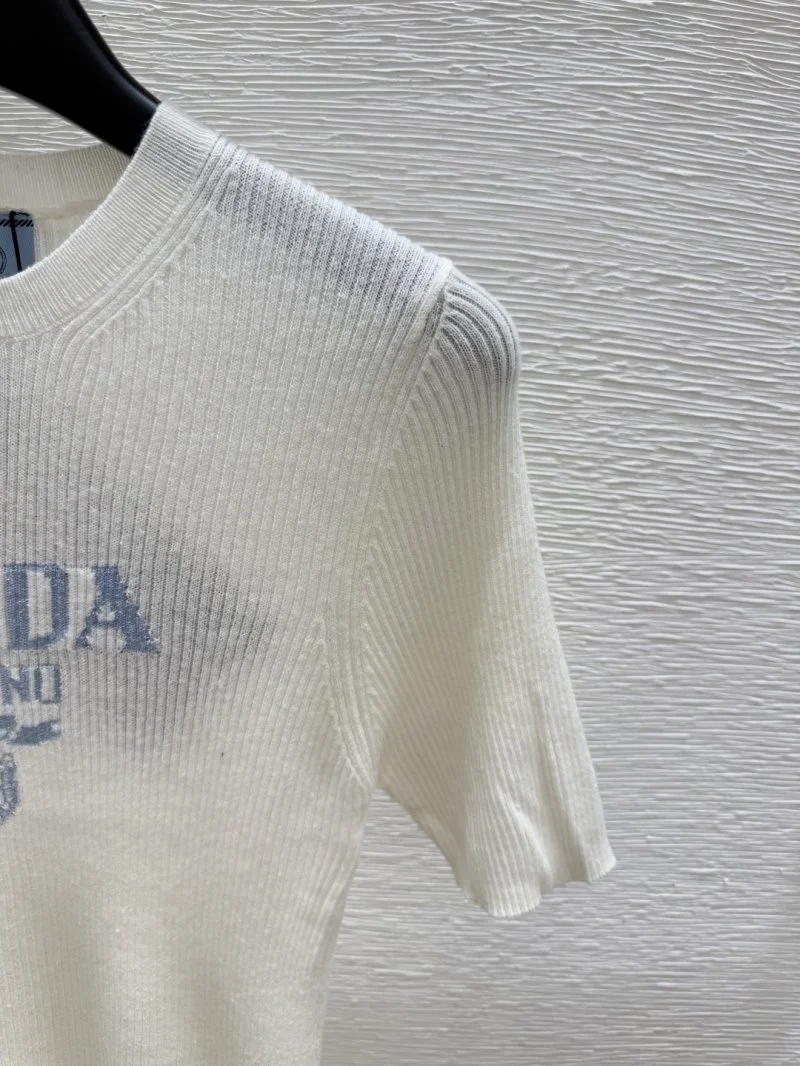 Lightweight Prada T-Shirts 165684