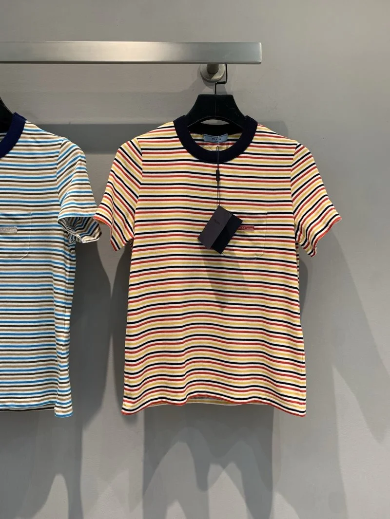 Prada T-Shirts Compact 165686