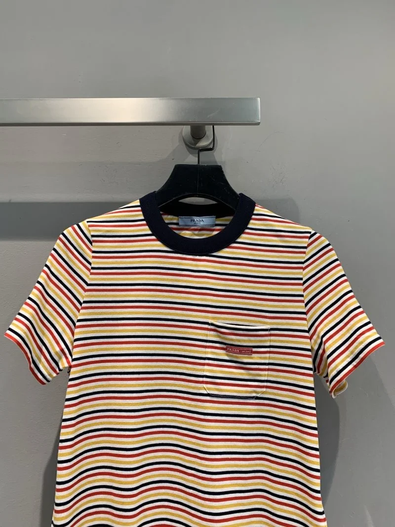 Prada T-Shirts Compact 165686