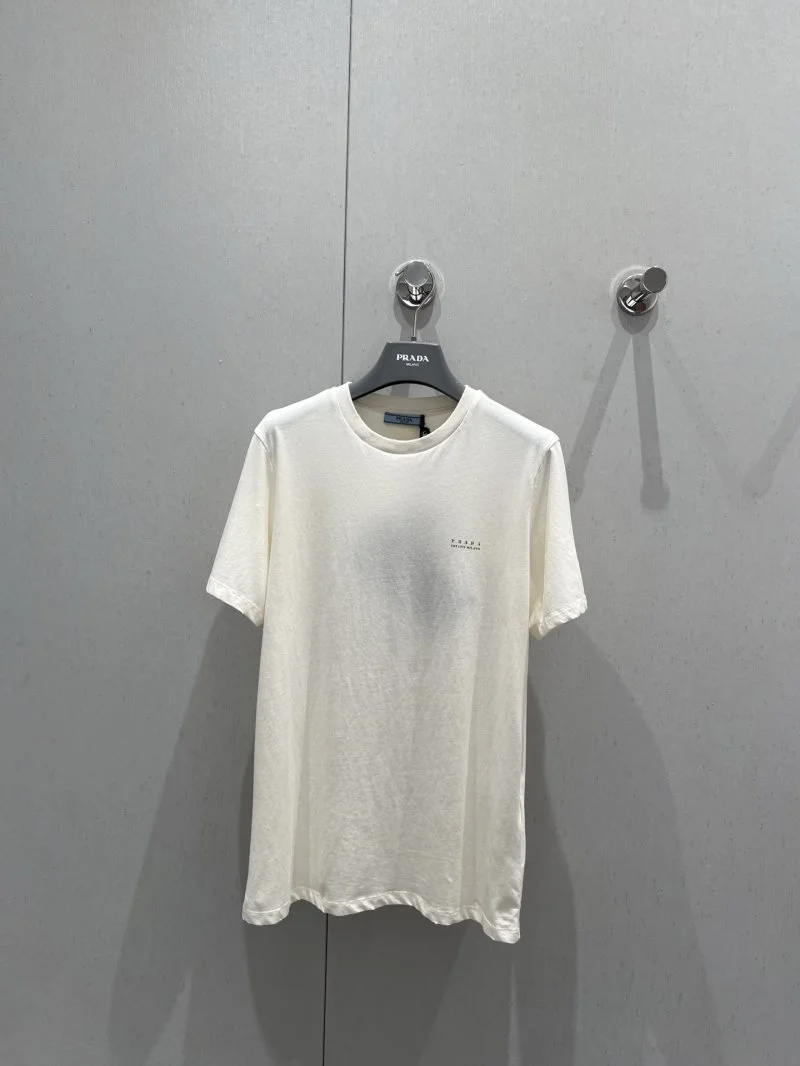 Prada T-Shirts GoAnywhere 165681
