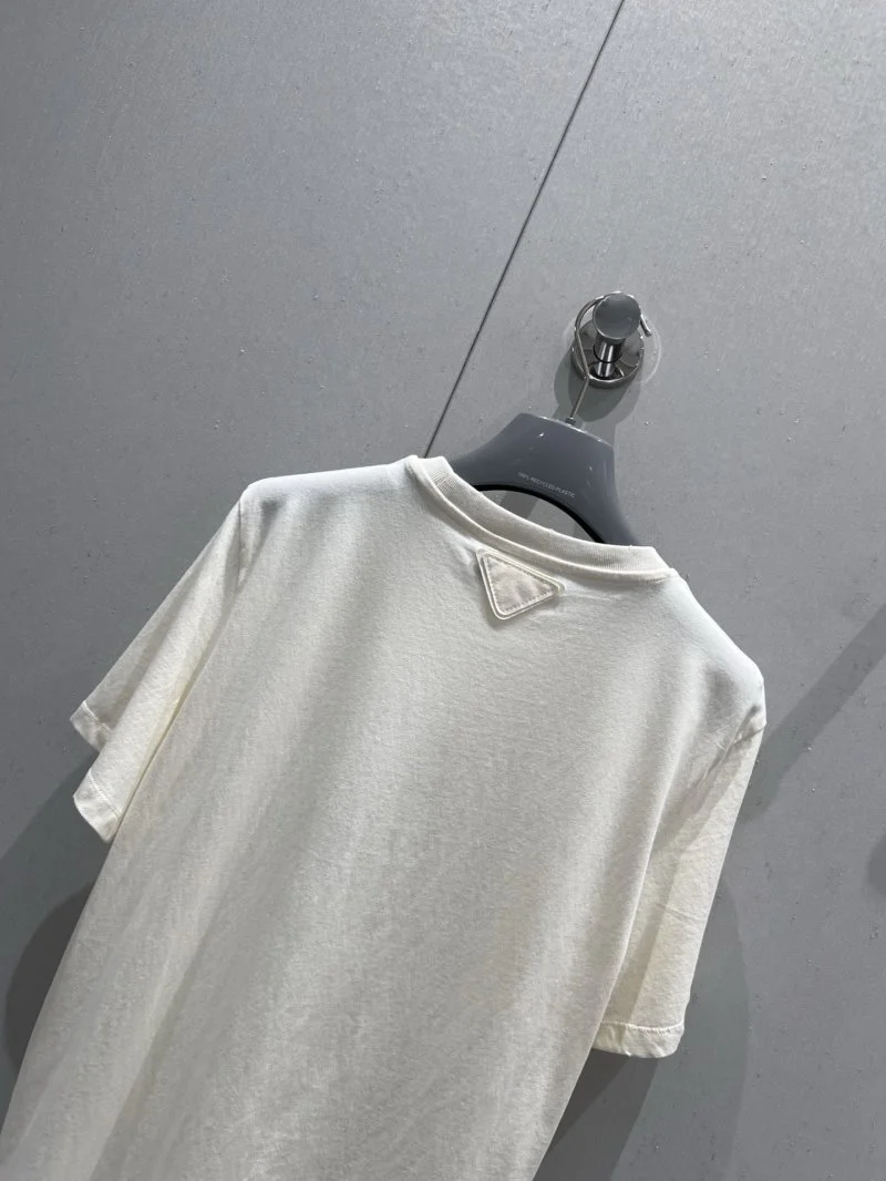Prada T-Shirts GoAnywhere 165681