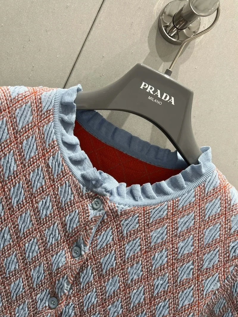 WeatherProof Prada T-Shirts 165673