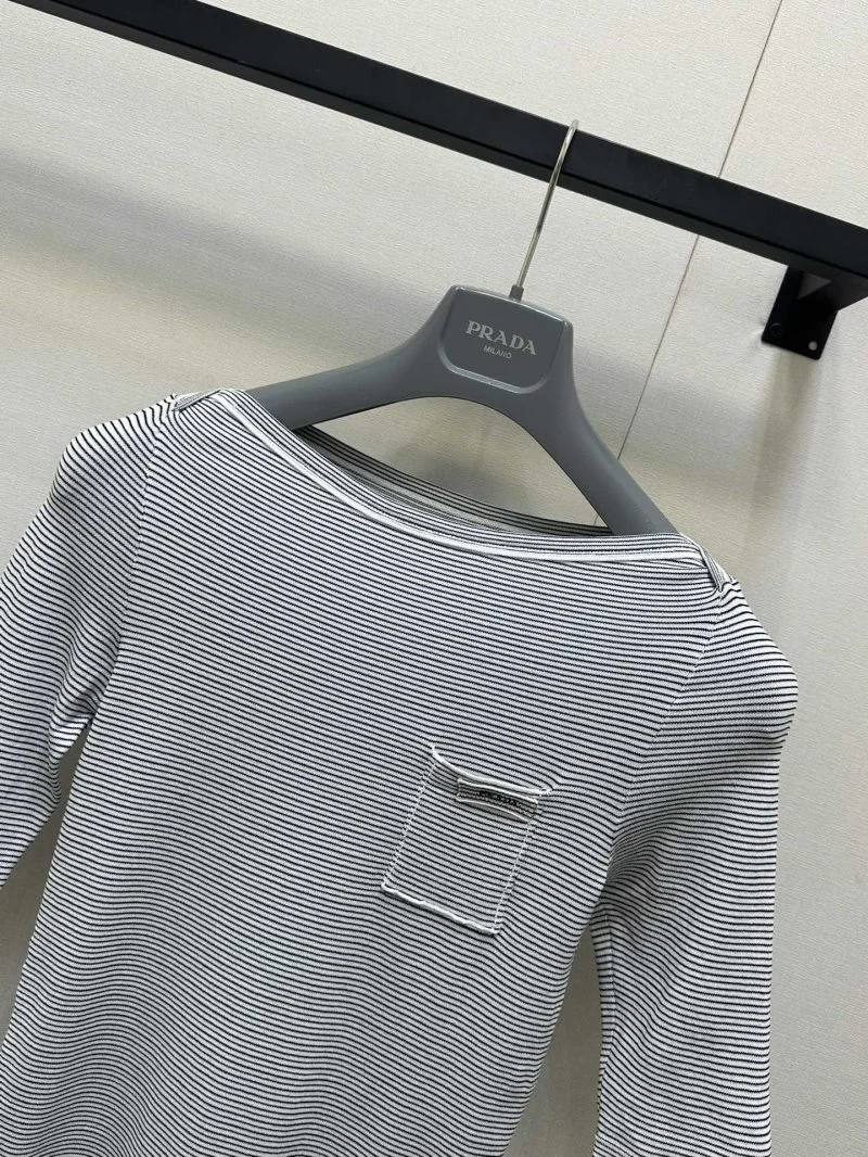 Prada T-Shirts Resilient 165706