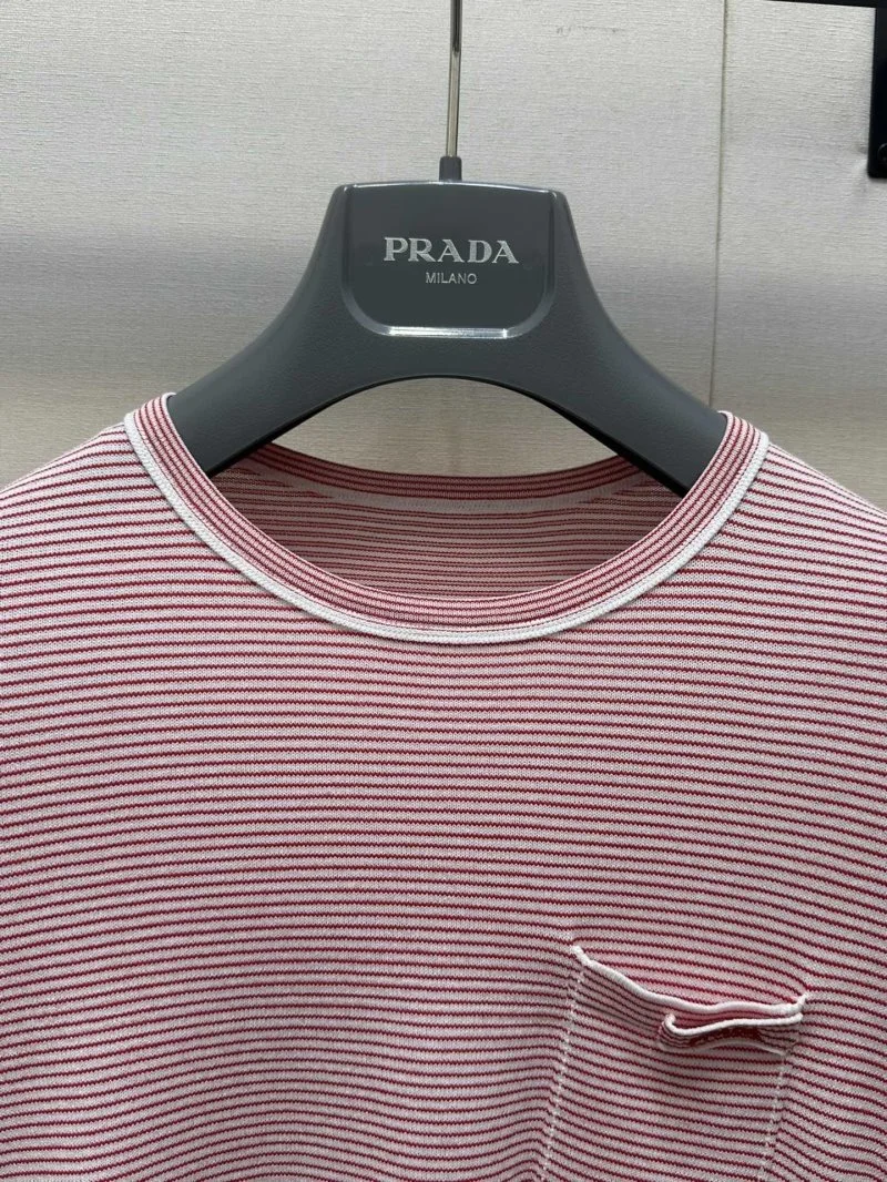Comfortable Prada T-Shirts 165663