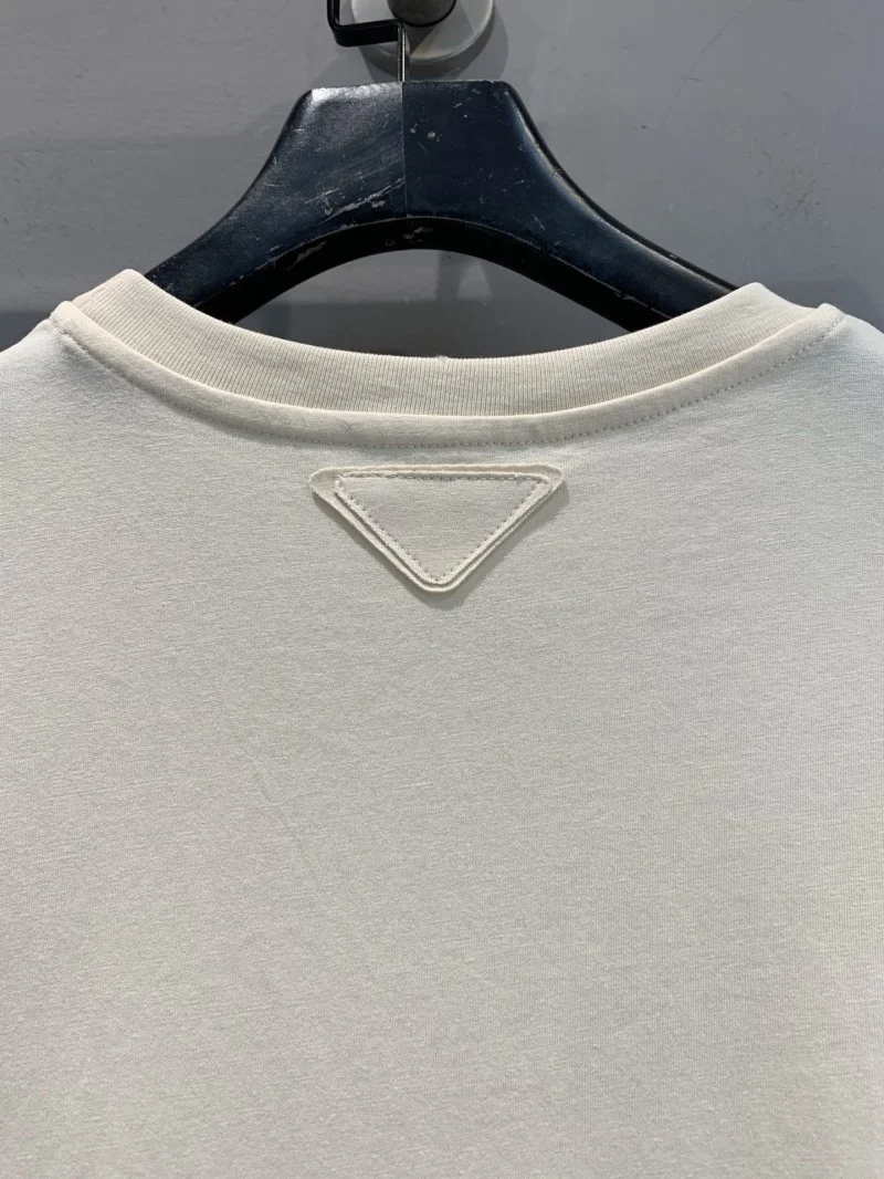 Prada T-Shirts MultiPurpose 165667