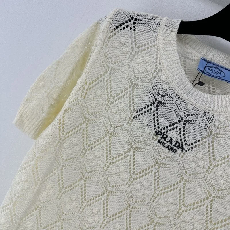 Prada T-Shirts Breathable 165714