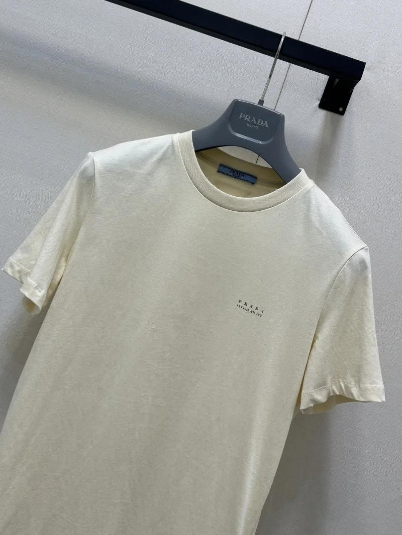 WellDesigned Prada T-Shirts 165654