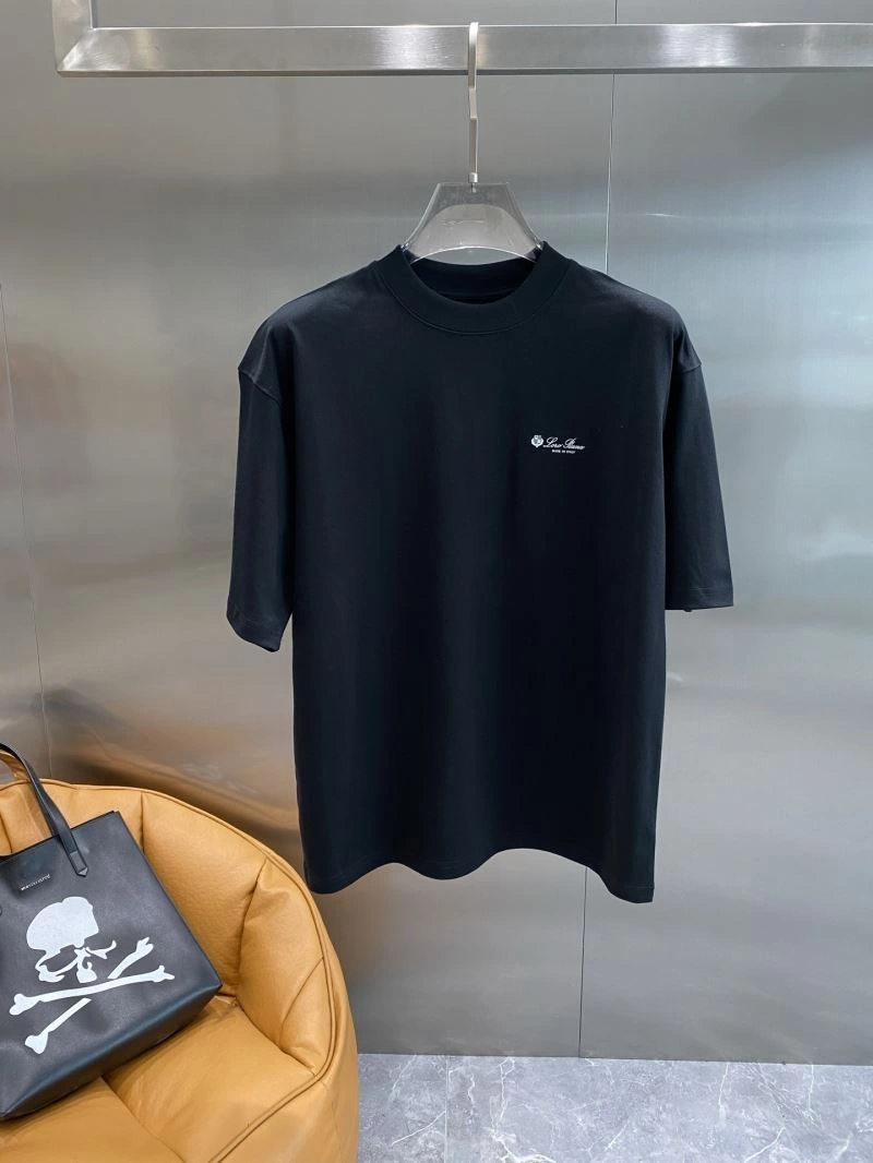 Elegant Prada T-Shirts 169351