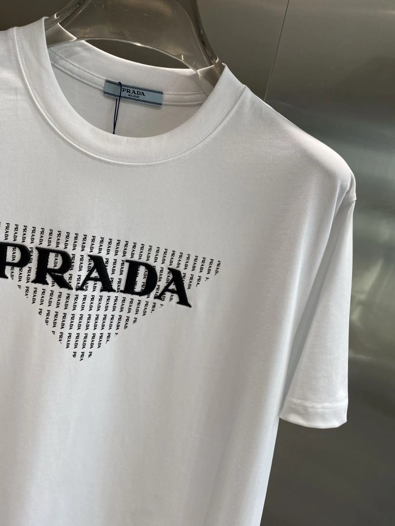 Stretchable Prada T-Shirts 169346