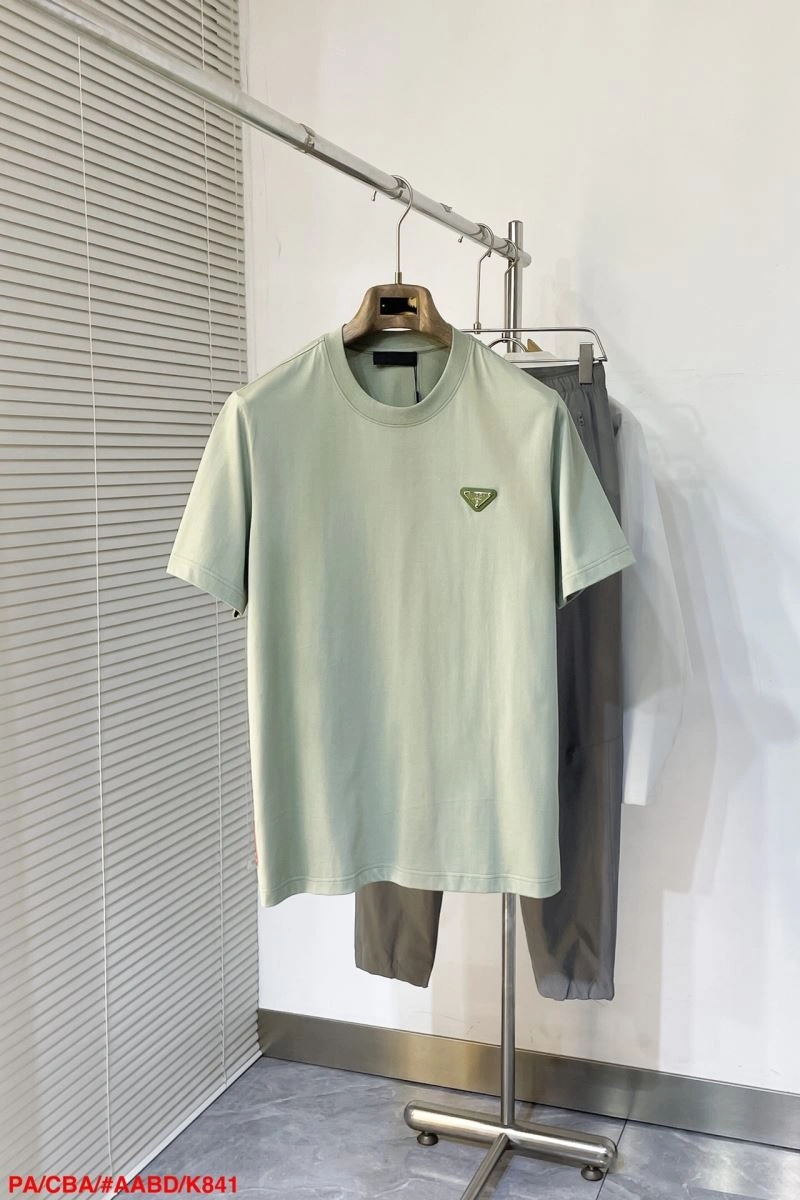 Prada T-Shirts Comfortable 169354