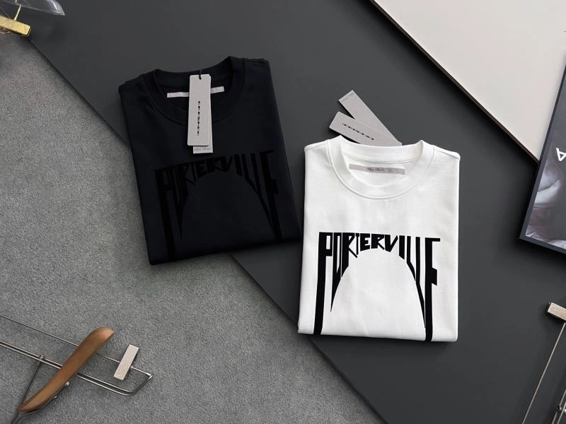 Resilient Prada T-Shirts 169340