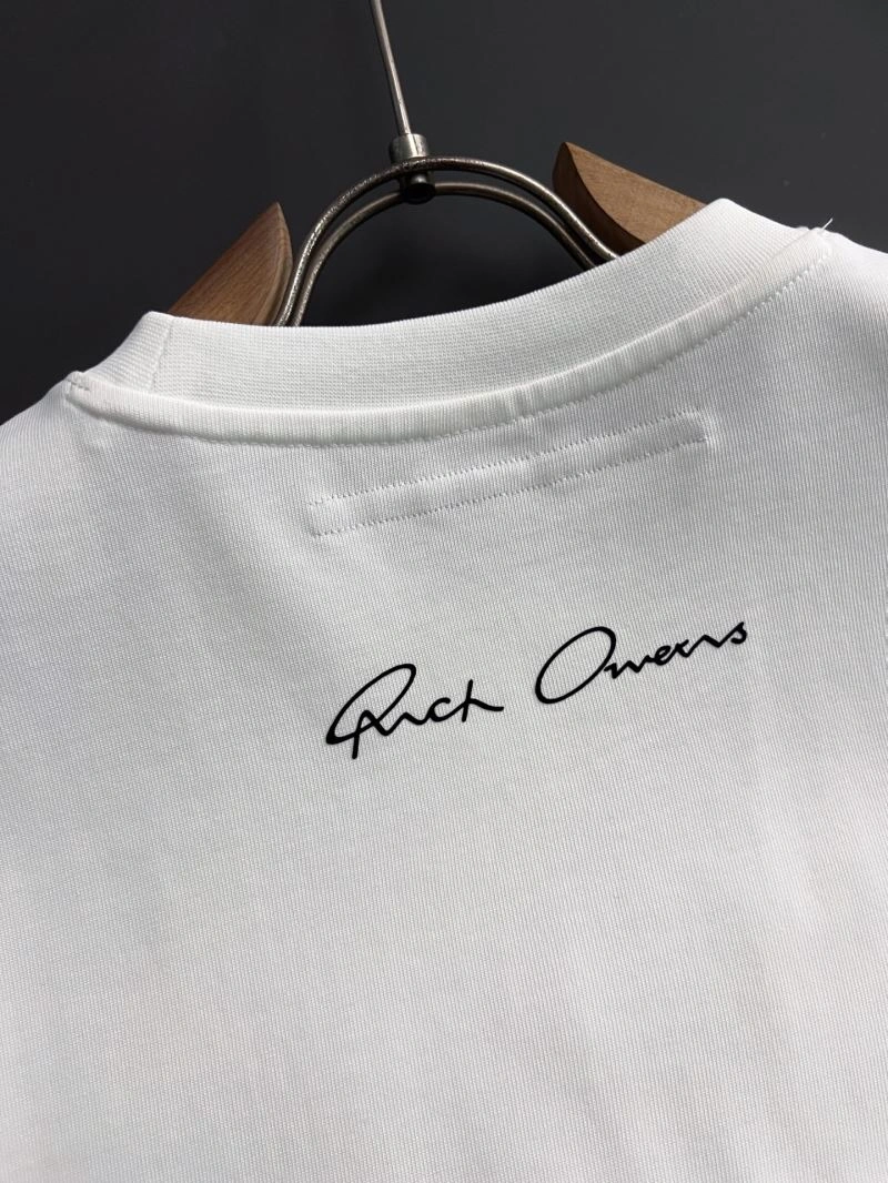 Resilient Prada T-Shirts 169340