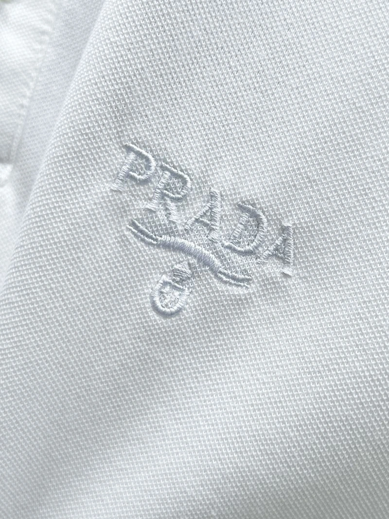 Prada T-Shirts Neat 169338