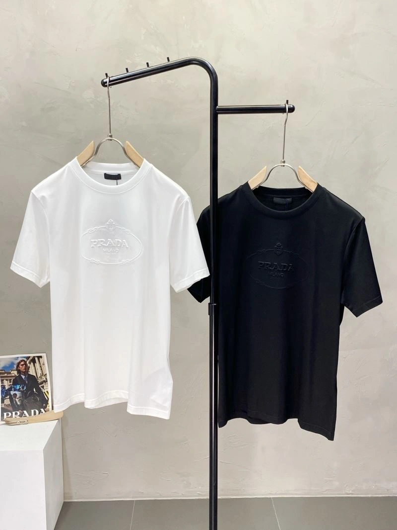 Prada T-Shirts FreshLook 169332