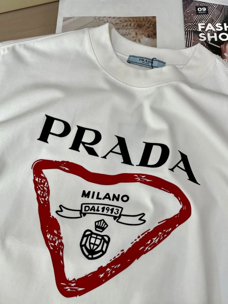 Upgraded Prada T-Shirts 169333