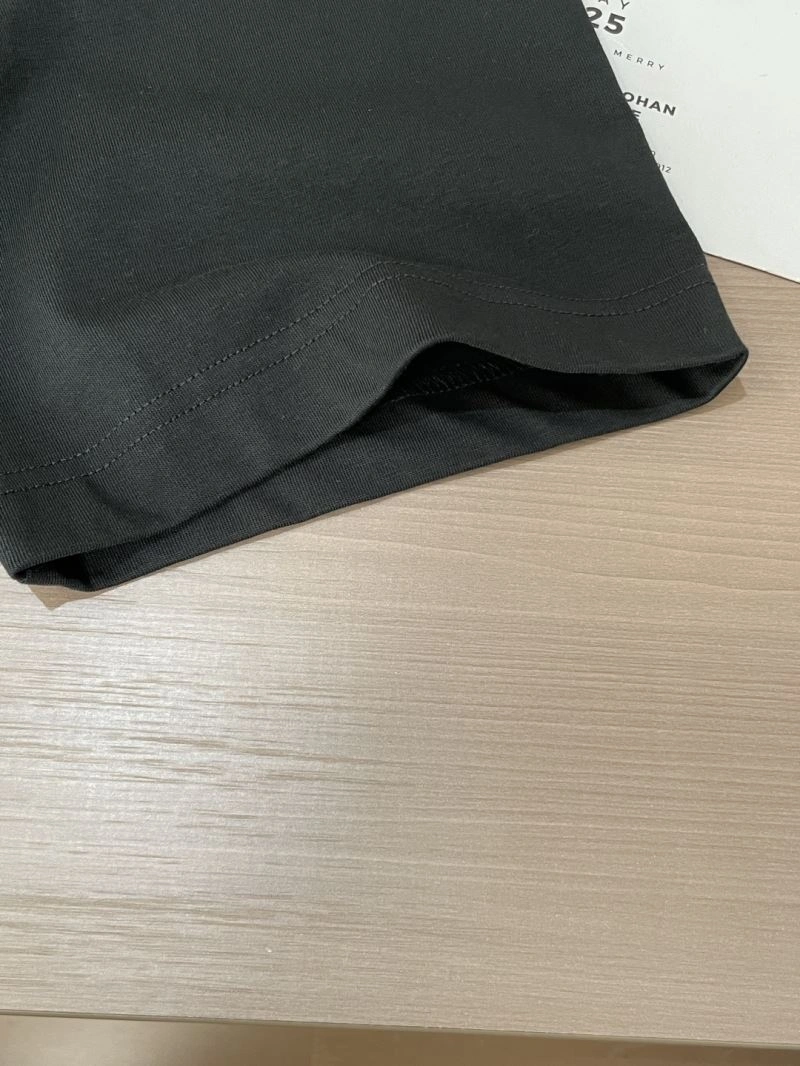 Upgraded Prada T-Shirts 169333