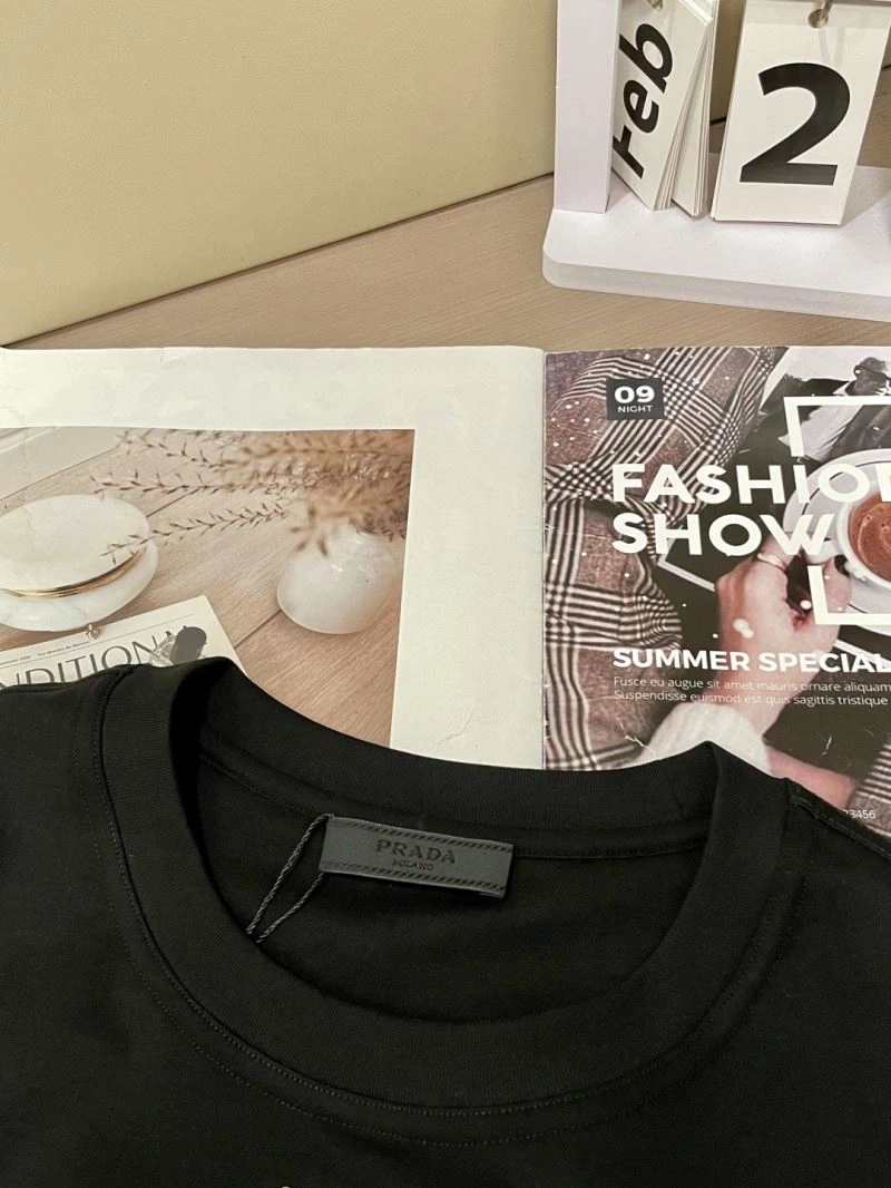 Prada T-Shirts Durable 169395
