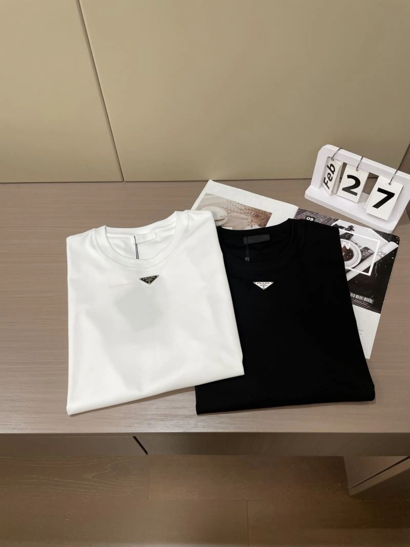 Prada T-Shirts Durable 169395