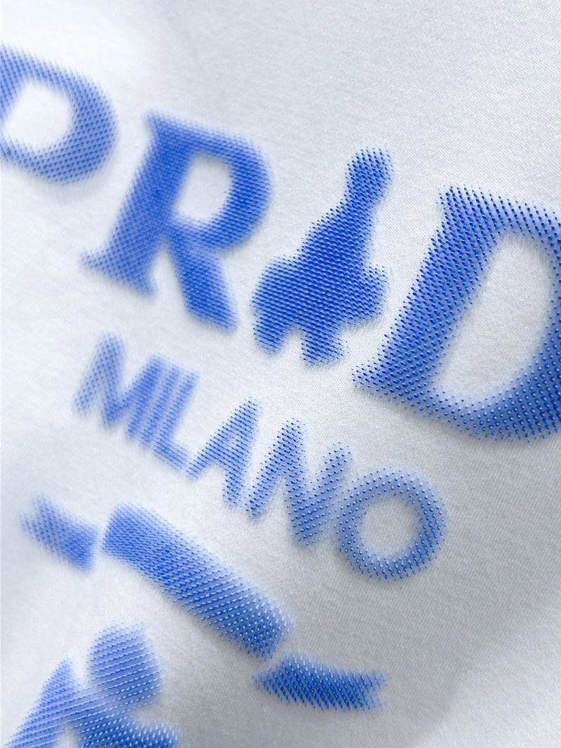 Prada T-Shirts Breathable 169329
