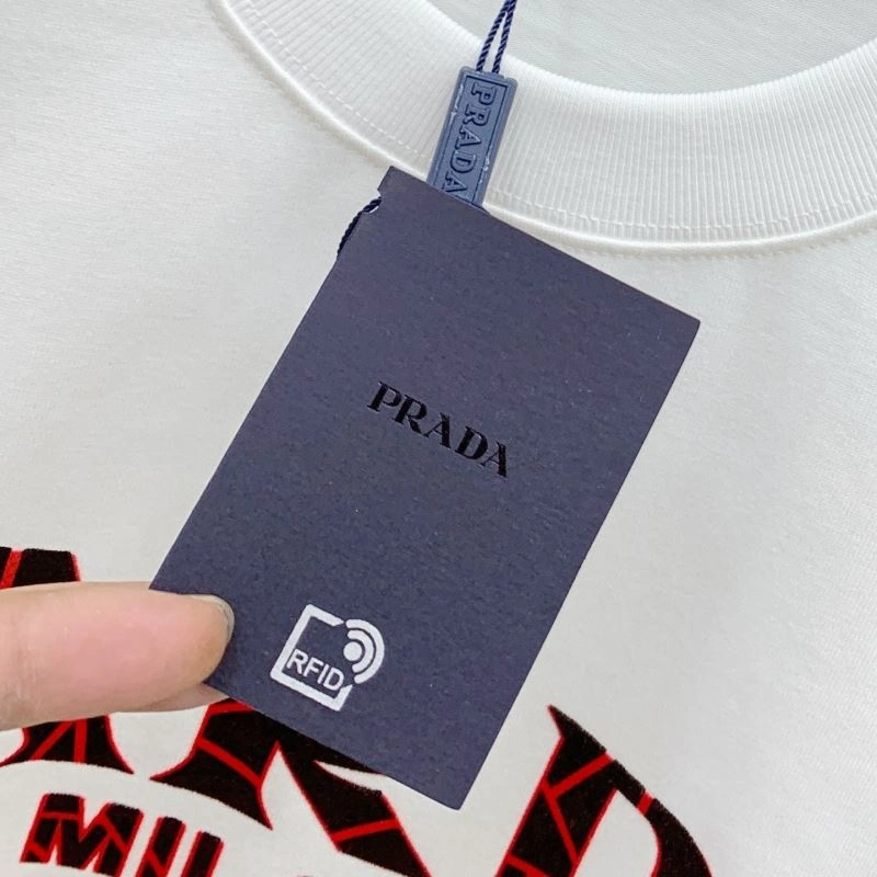 Prada T-Shirts AllSeason 169323