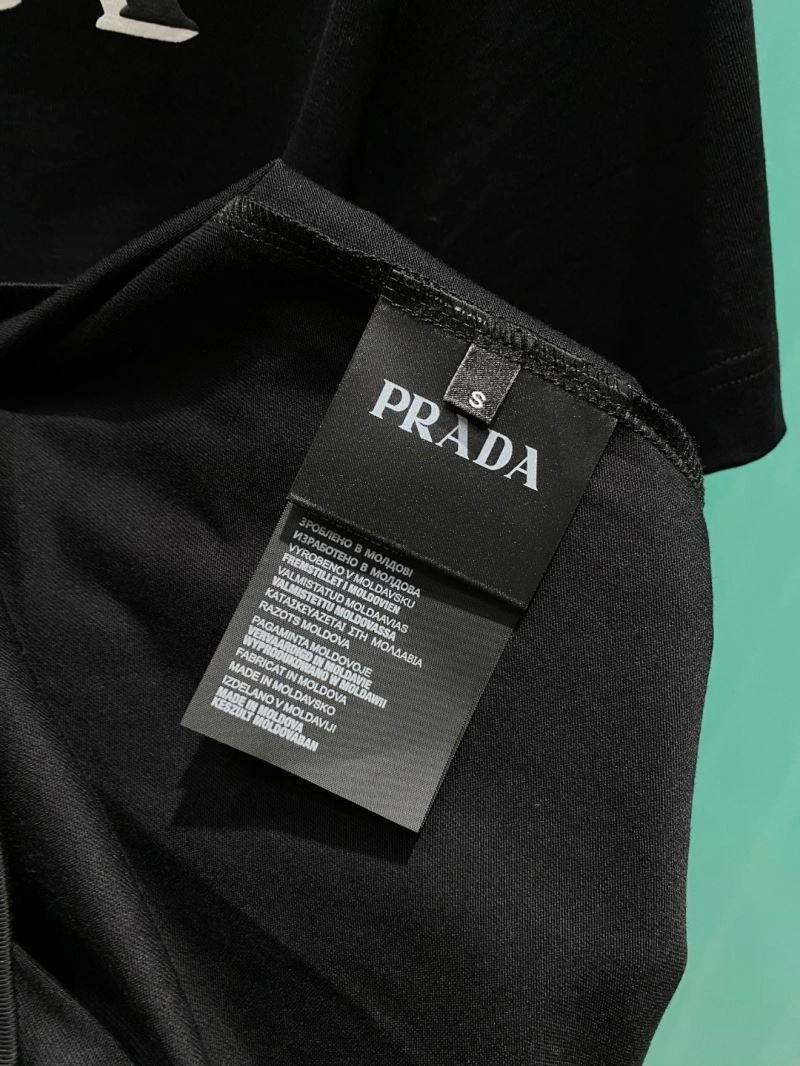 Affordable Prada T-Shirts 169326