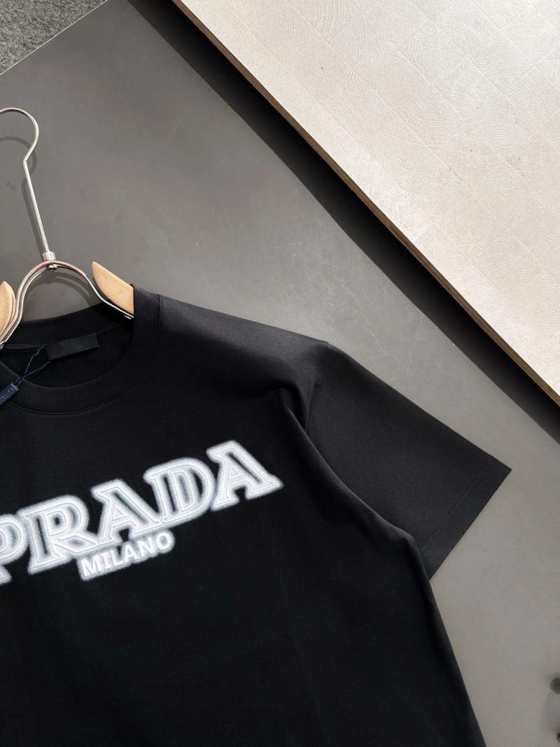 Prada T-Shirts GoAnywhere 169322