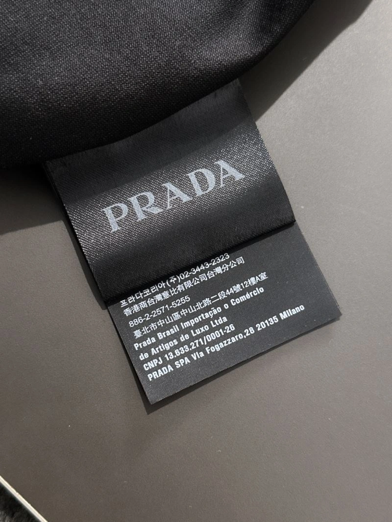 Prada T-Shirts GoAnywhere 169322