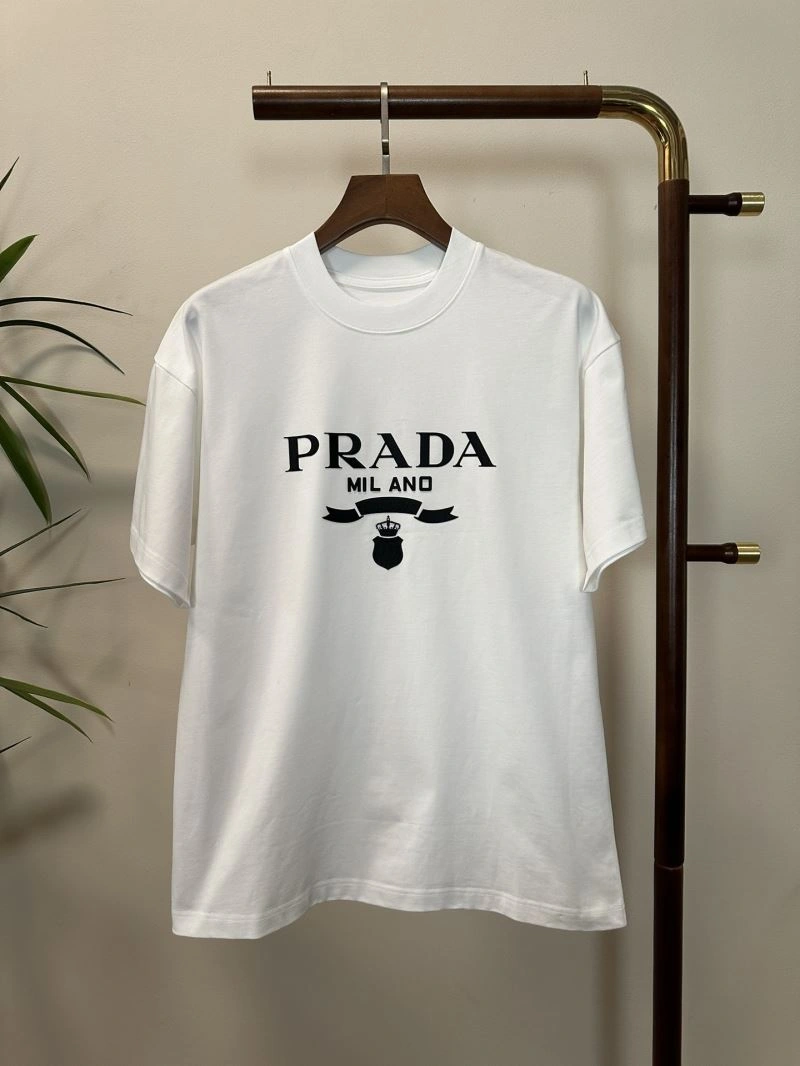 Prada T-Shirts Breathable 169341
