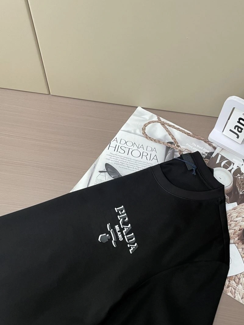 Prada T-Shirts Comfortable 169293