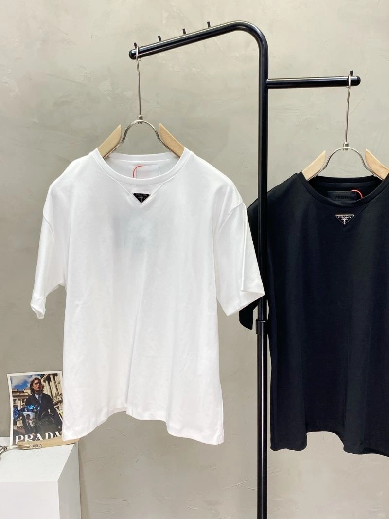 Prada T-Shirts FreshLook 169301
