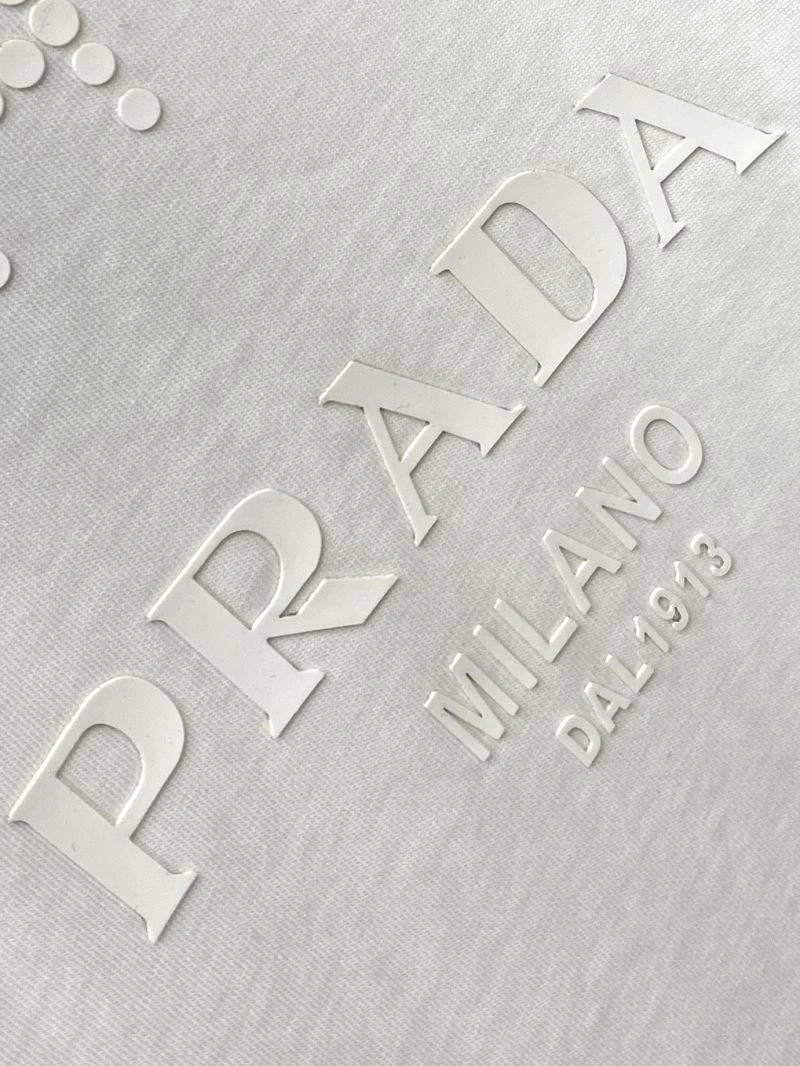 TravelReady Prada T-Shirts 169291