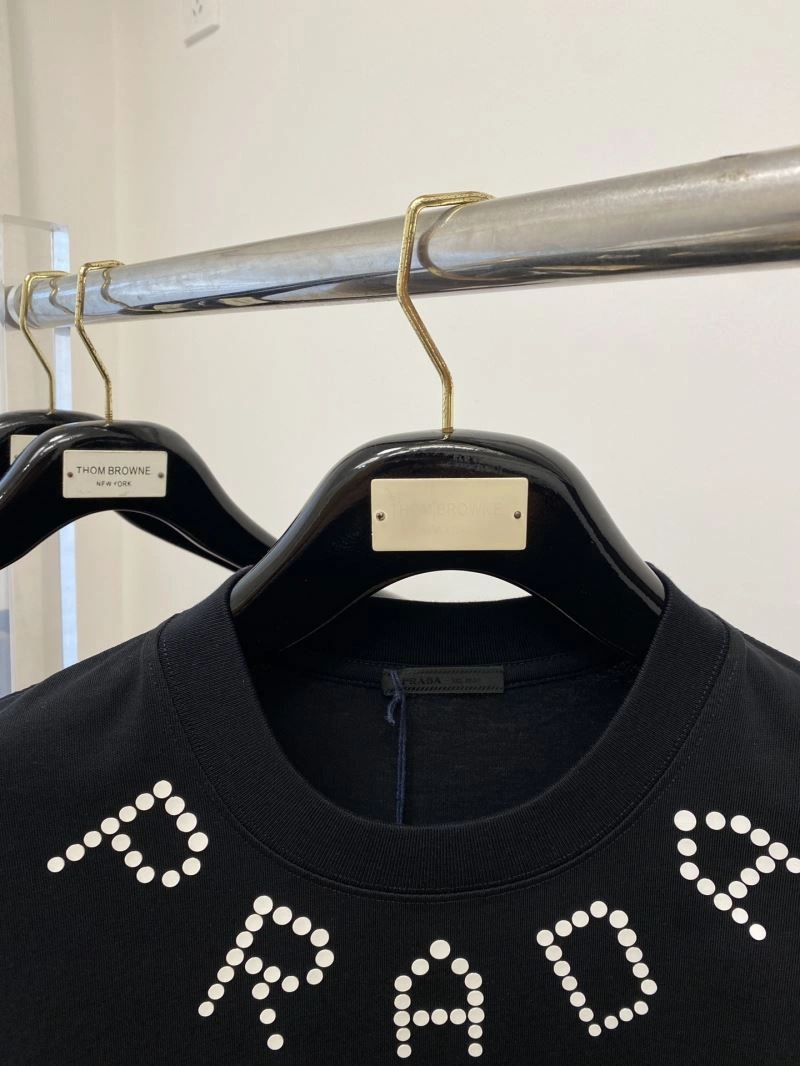 Attractive Prada T-Shirts 169289