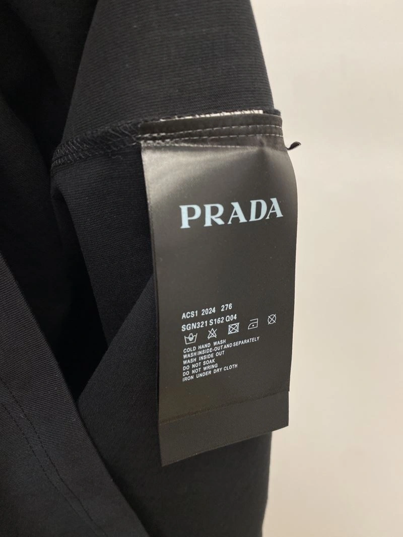 Attractive Prada T-Shirts 169289