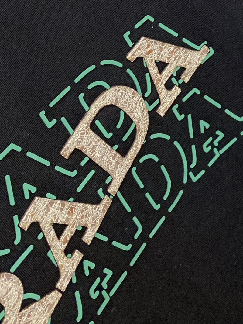 TechFriendly Prada T-Shirts 169284