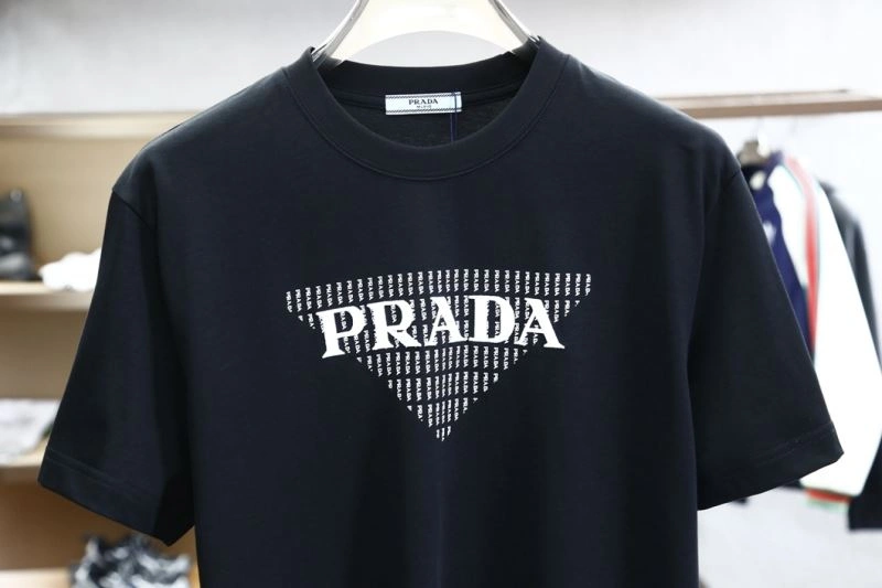 Sustainable Prada T-Shirts 169312