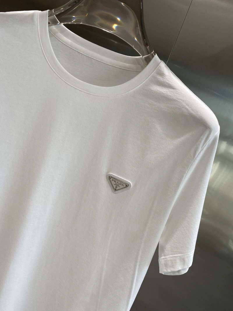 Prada T-Shirts Neat 169279