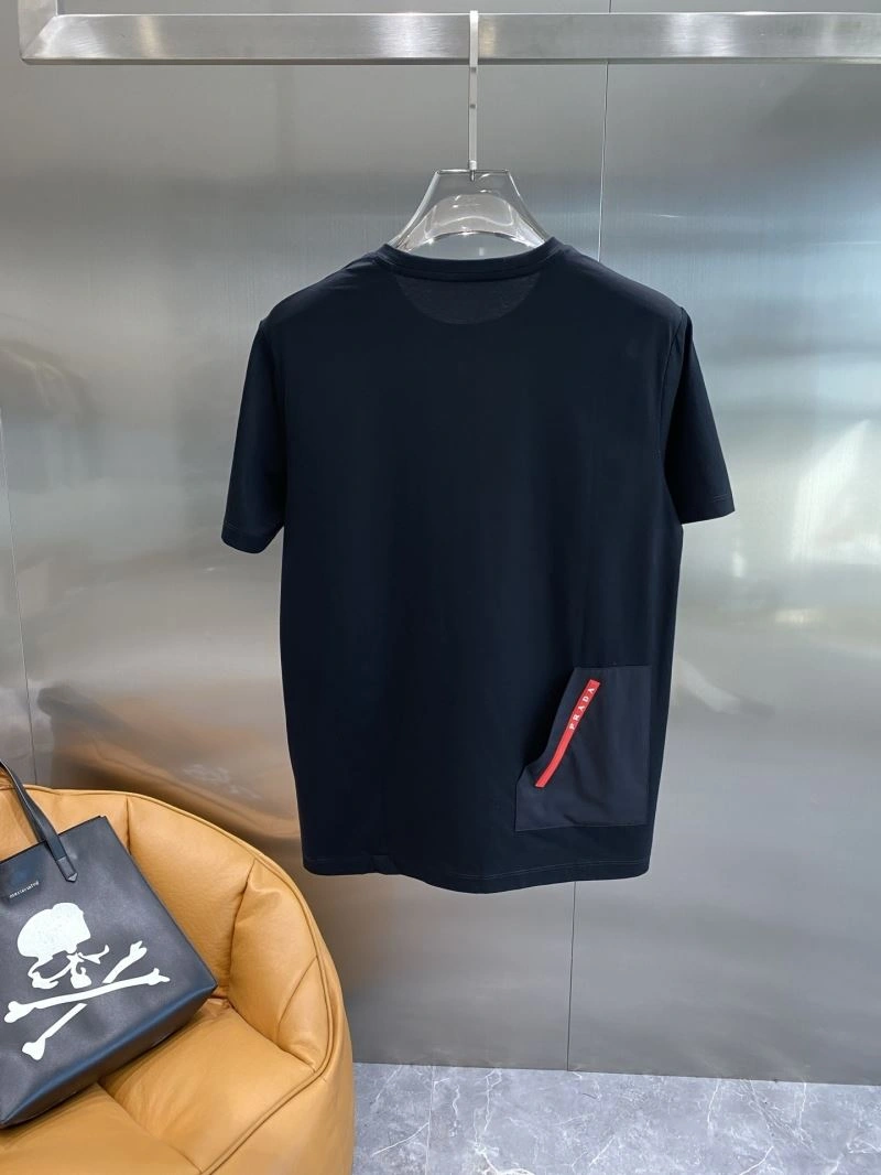 Prada T-Shirts Sleek 169264