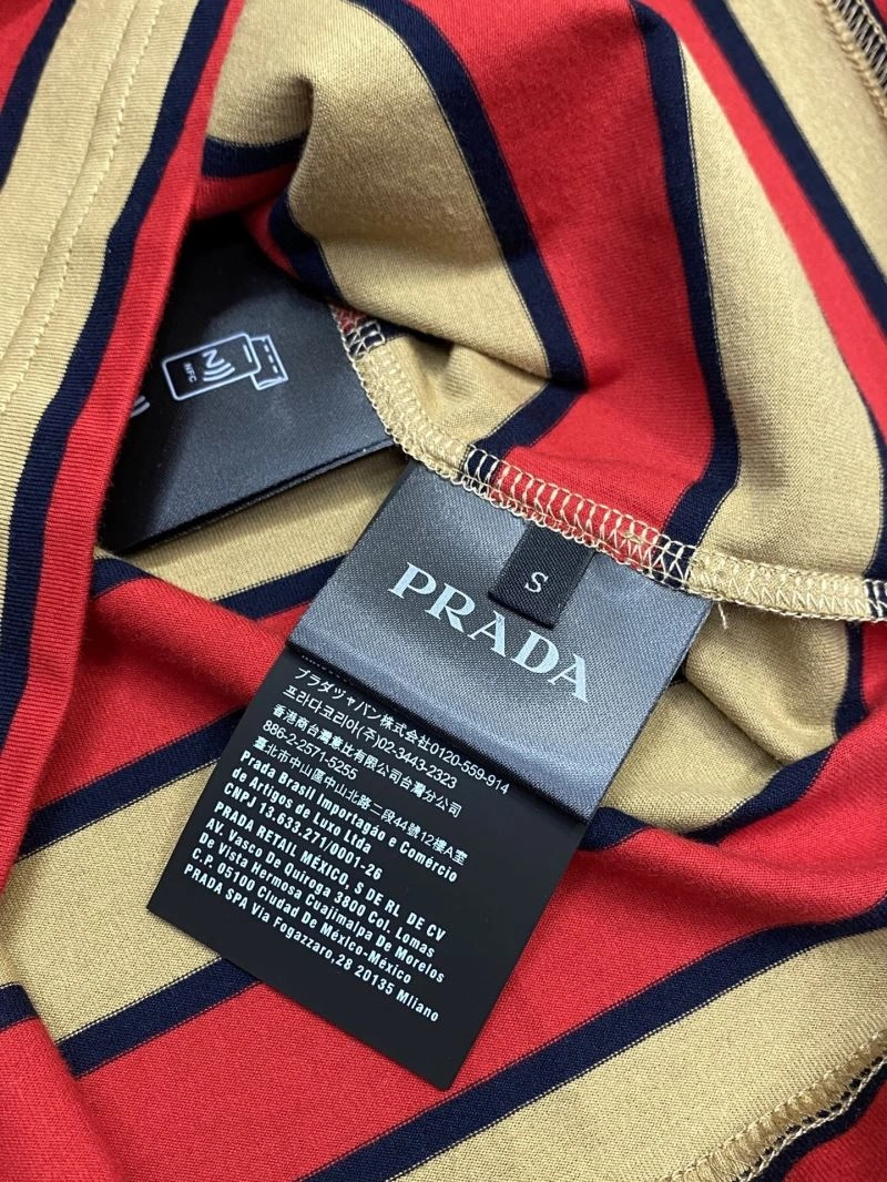 Stylish Prada T-Shirts 169269
