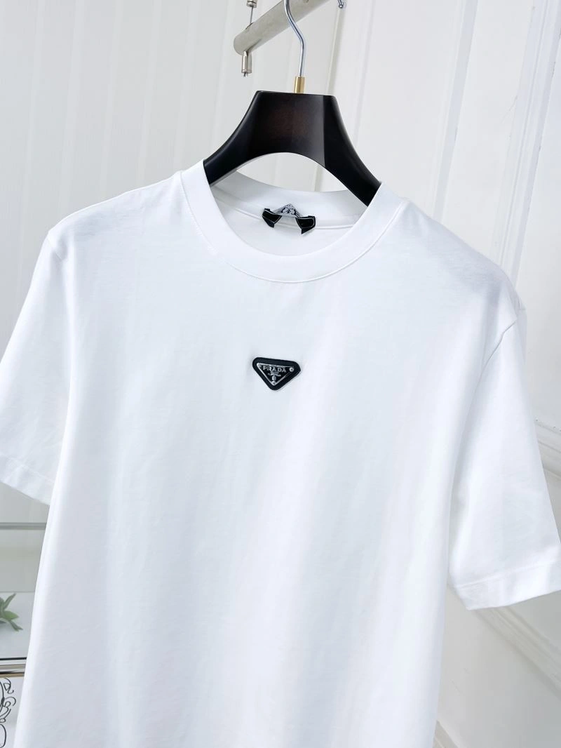 Unique Prada T-Shirts 169375