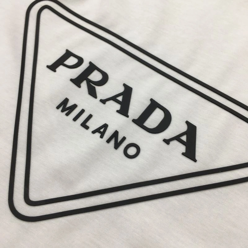 Cozy Prada T-Shirts 169349